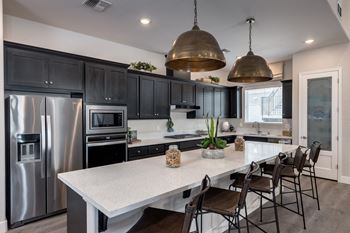Gourmet kitchen